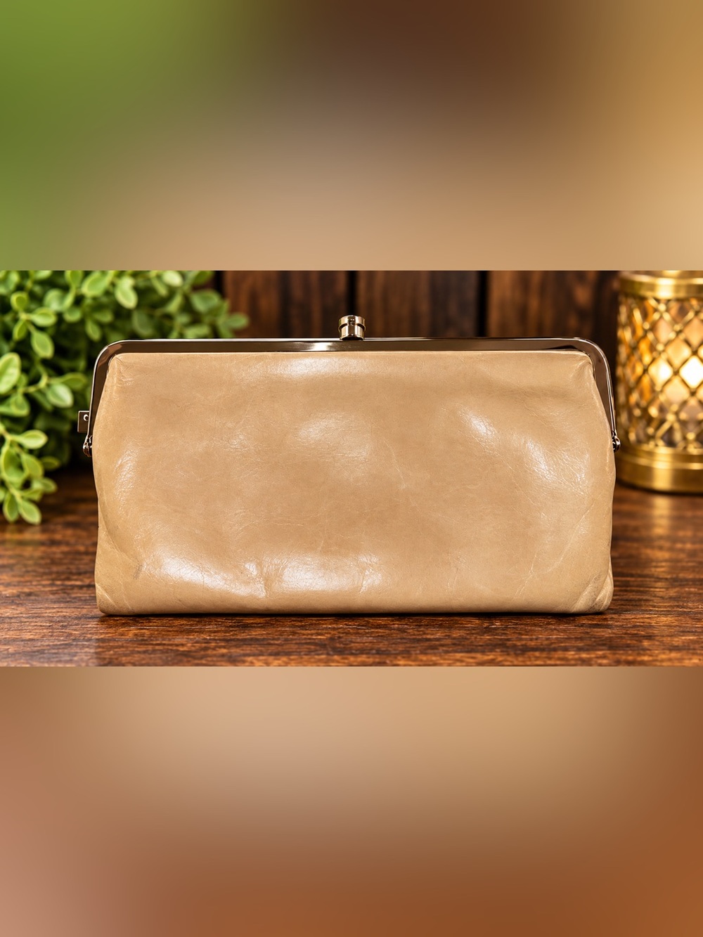HOBO Lauren Double Frame Leather Clutch Wallet Tan Beige Kiss Lock #49